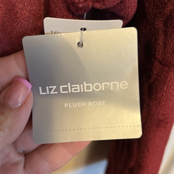 Liz Claiborne robe - Picture 6 of 8